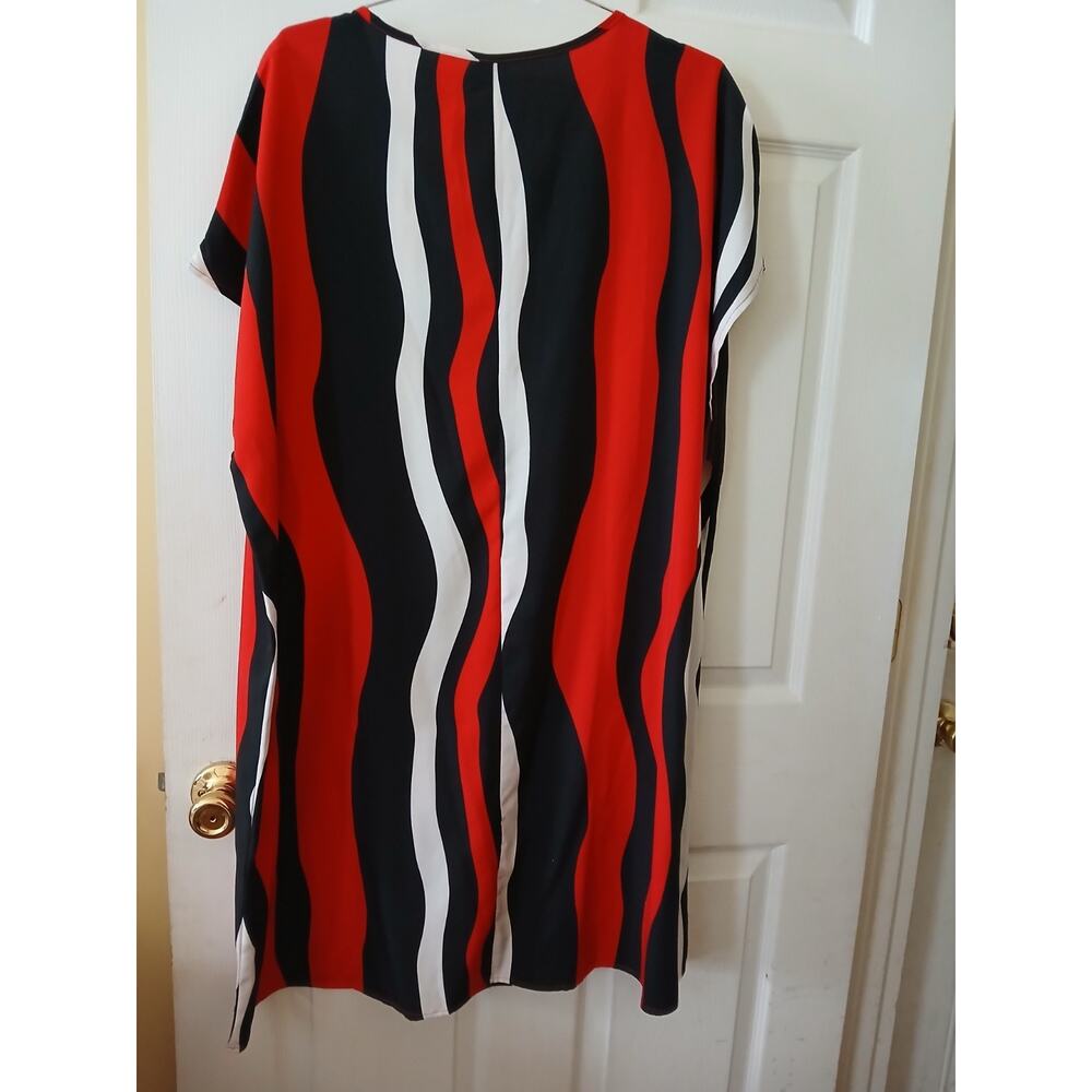 SHEIN Women’s Plus Size 2XL Red Black Stripe Shift Dress V Neck Loose Fit Tunic - Picture 3 of 7